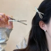 Korean-style women's hair tie, hair band, hair tie, leather band, fashionable and versatile hair accessory, women's hair accessory, hair tie, hair band, leather band, Korean-style women's hair tie Application Scenario